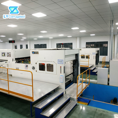 Επίπεδης βάσης 5750i.P.H τεμαχισμού κιβωτίων χαρτοκιβωτίων PLC ταχύτητα μηχανών