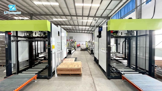 11kw ζαρωμένη μηχανή 1450x1300mm ελασματοποίησης κιβωτίων μέγεθος εγγράφου